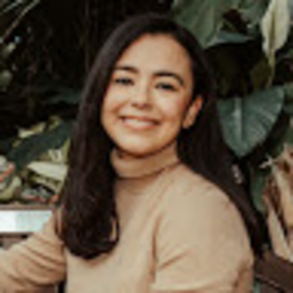Meet your Posher, Andrea solorio